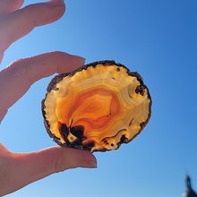 Charger l'image dans la galerie, Petite Tranche d'Agate Cornaline - D