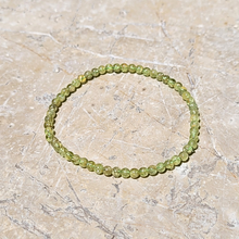 Charger l'image dans la galerie, Bracelet Peridot 3mm