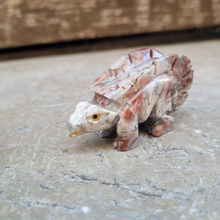 Charger l'image dans la galerie, Dinosaure en Pierre Naturelle