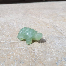 Charger l'image dans la galerie, Tortue sculptée en Jade