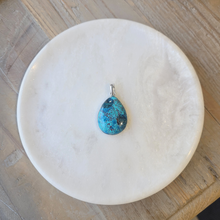 Charger l'image dans la galerie, Pendentif Goutte Shattuckite sur argent