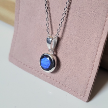 Charger l'image dans la galerie, Pendentif labradorite et argent