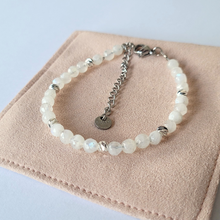 Charger l'image dans la galerie, Bracelet Pierre de Lune facetté