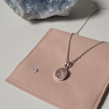 Charger l'image dans la galerie, Pendentif Quartz rose goutte sur argent