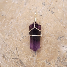 Charger l'image dans la galerie, Pendentif Pointe en Améthyste foncée