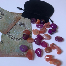 Charger l'image dans la galerie, Jeu de Runes Bicolores en pierres