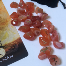 Charger l'image dans la galerie, Jeu de runes en pierres naturelles