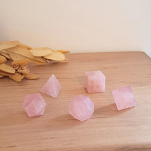 Charger l'image dans la galerie, Solides de Platon en Quartz Rose