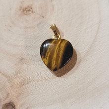 Charger l'image dans la galerie, Pendentif petit Cœur en Œil du tigre