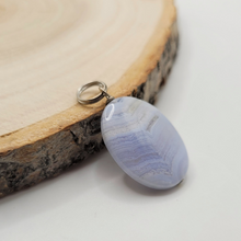 Charger l'image dans la galerie, Pendentif Calcédoine