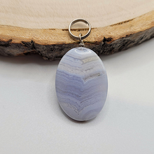 Charger l'image dans la galerie, Pendentif Calcédoine