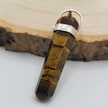 Charger l'image dans la galerie, Pendentif Pointe en Œil du tigre