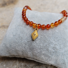 Charger l'image dans la galerie, bracelet cornaline losange tibétain