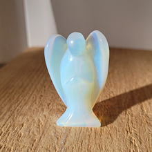 Charger l'image dans la galerie, Ange en Opale hydrophane