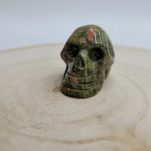 Charger l'image dans la galerie, Petit Crâne en Unakite