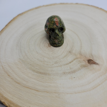 Charger l'image dans la galerie, Petit Crâne en Unakite