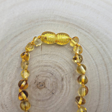 Charger l'image dans la galerie, Fermoir à vis collier ambre