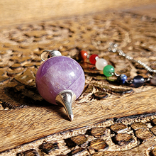Charger l'image dans la galerie, Pendule Sphère Améthyste-Sephoroton 7 Chakras Familystones