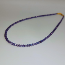 Charger l'image dans la galerie, Collier Facetté en Tanzanite Ras de Cou - Monté sur OR