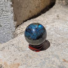Charger l'image dans la galerie, sphere labradorite 4 cm