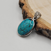 Charger l'image dans la galerie, Pendentif Turquoise monté sur Argent