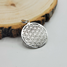 Charger l'image dans la galerie, Pendentif Fleur de Vie