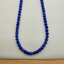 Charger l'image dans la galerie, Collier Ras de Cou en Lapis lazuli