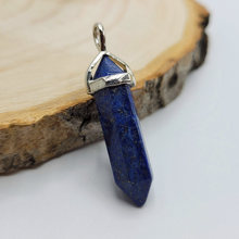 Charger l'image dans la galerie, Pointe en lapis lazuli monté sur argent 4 cm