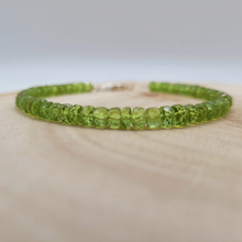 Charger l'image dans la galerie, Bracelet Péridot Faceté
