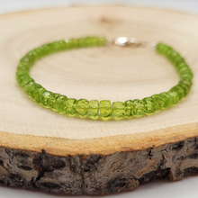 Charger l'image dans la galerie, Bracelet Péridot Faceté