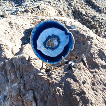 Charger l'image dans la galerie, Tranche Agate Bleue avec socke