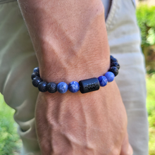 Charger l&#39;image dans la galerie, Bracelet Verseau -Pierre de Lave - Sodalite
