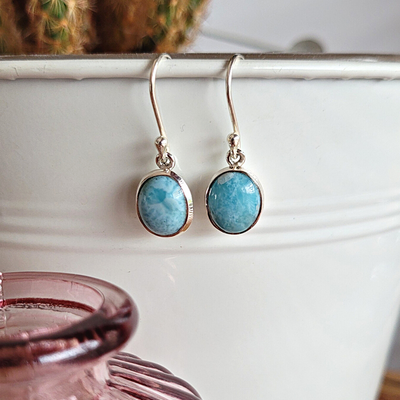 Boucles d'oreilles ovales pendantes en Larimar montées sur Argent