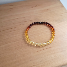 Charger l'image dans la galerie, bracelet en ambre arc en ciel
