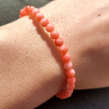 Charger l&#39;image dans la galerie, Bracelet Corail perles 4 mm
