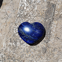 Charger l&#39;image dans la galerie, Cœur en Lapis Lazuli 5x3cm
