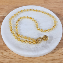 Charger l'image dans la galerie, collier en ambre
