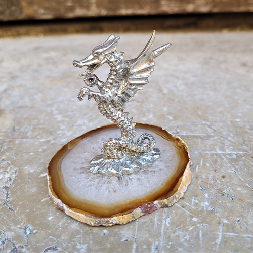 Dragon Chinois en Etain sur Agate