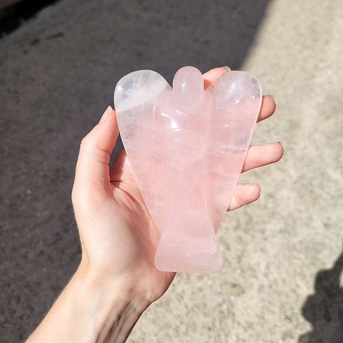grand ange en quartz rose