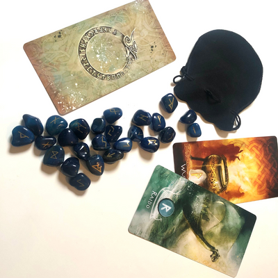 Jeu de runes en Agate Bleue
