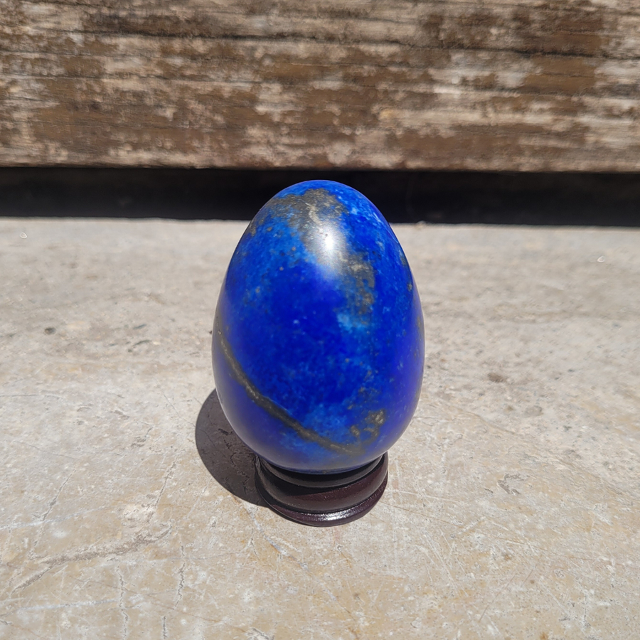 oeuf en lapis lazuli