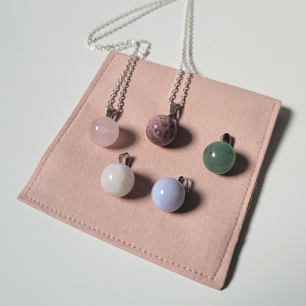 pendentifs boules pierres naturelles