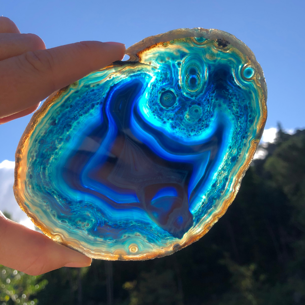 tranche d'agate bleue