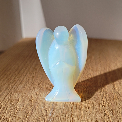 Ange en Opale hydrophane 5 cm
