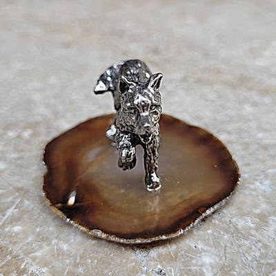 Loup en Etain sur Agate