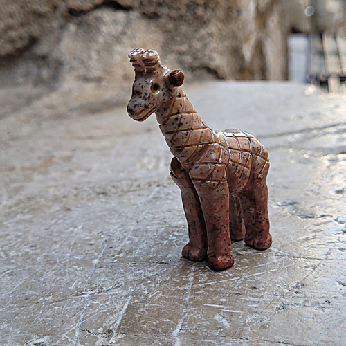 Girafe sculptée en Stéatite