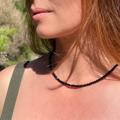 Collier Spinelle Noire