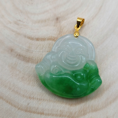 Pendentif Bouddha en Jade