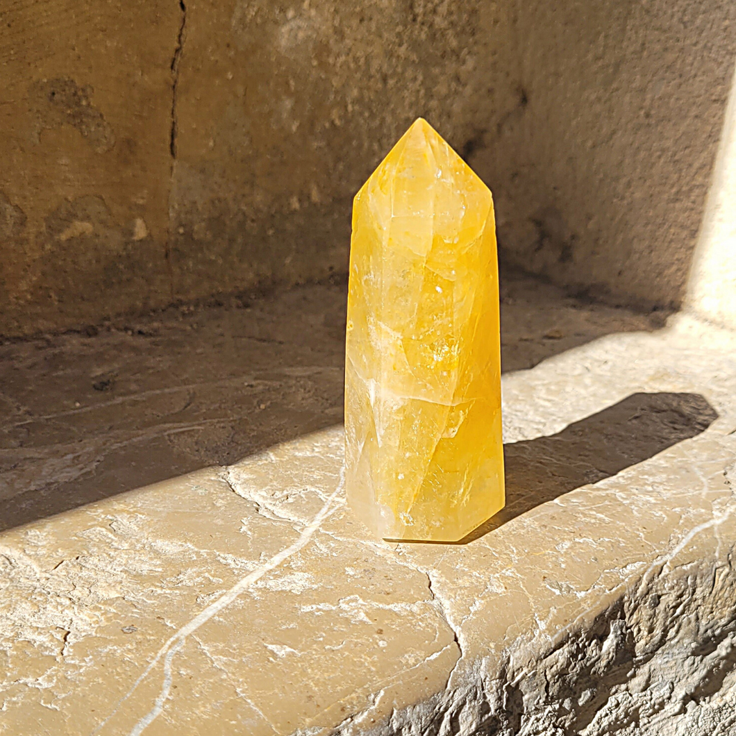 Obélisque Citrine 10 cm Familystones