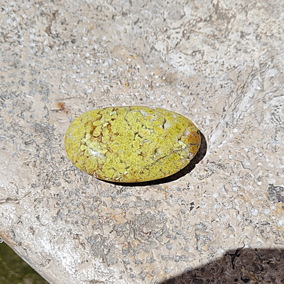 Galet Opale verte de Madagascar
